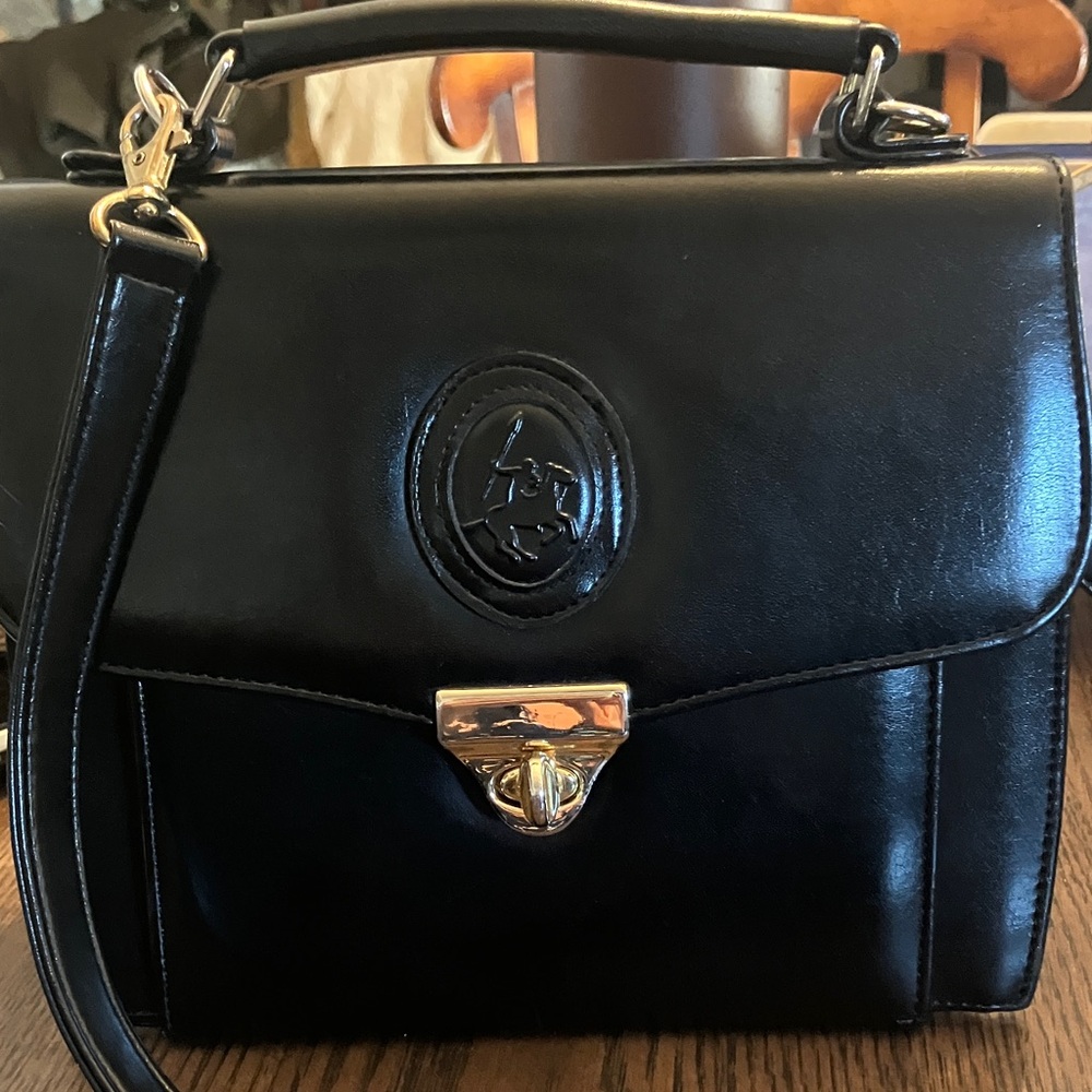 Elegant Black Leather Handbag